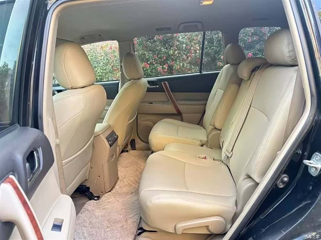 Toyota Highlander, 2010 8