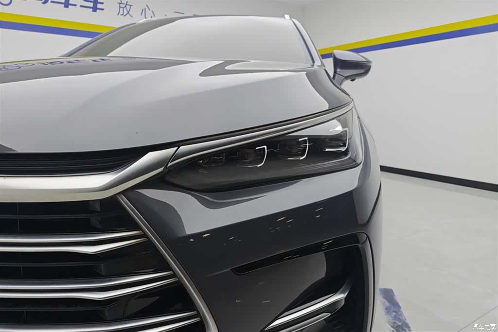 BYD Tang, 2022 все фото