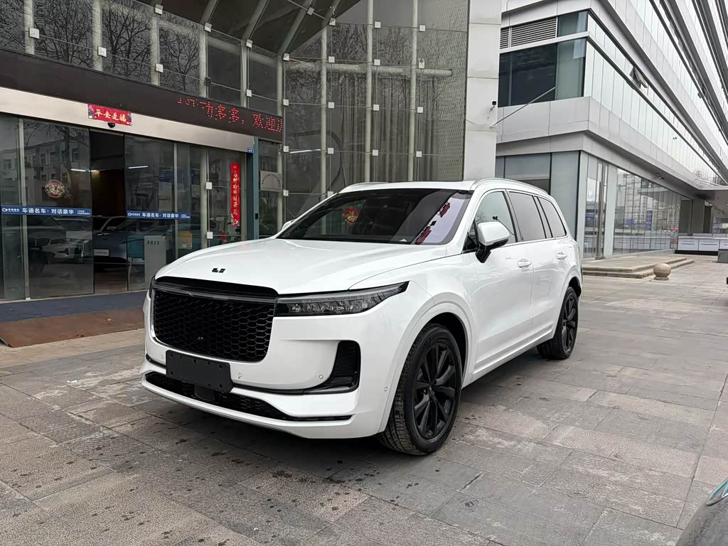 Li Auto ONE