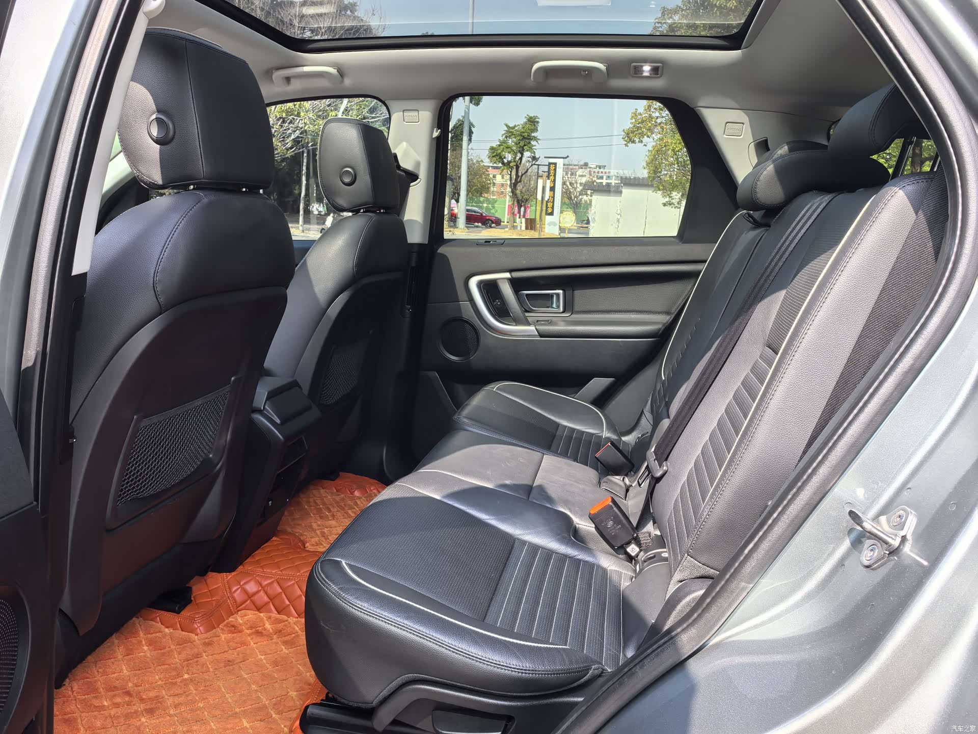 Land Rover Discovery, 2019 6