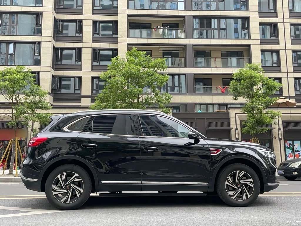 Hongqi HS5, 2022 23
