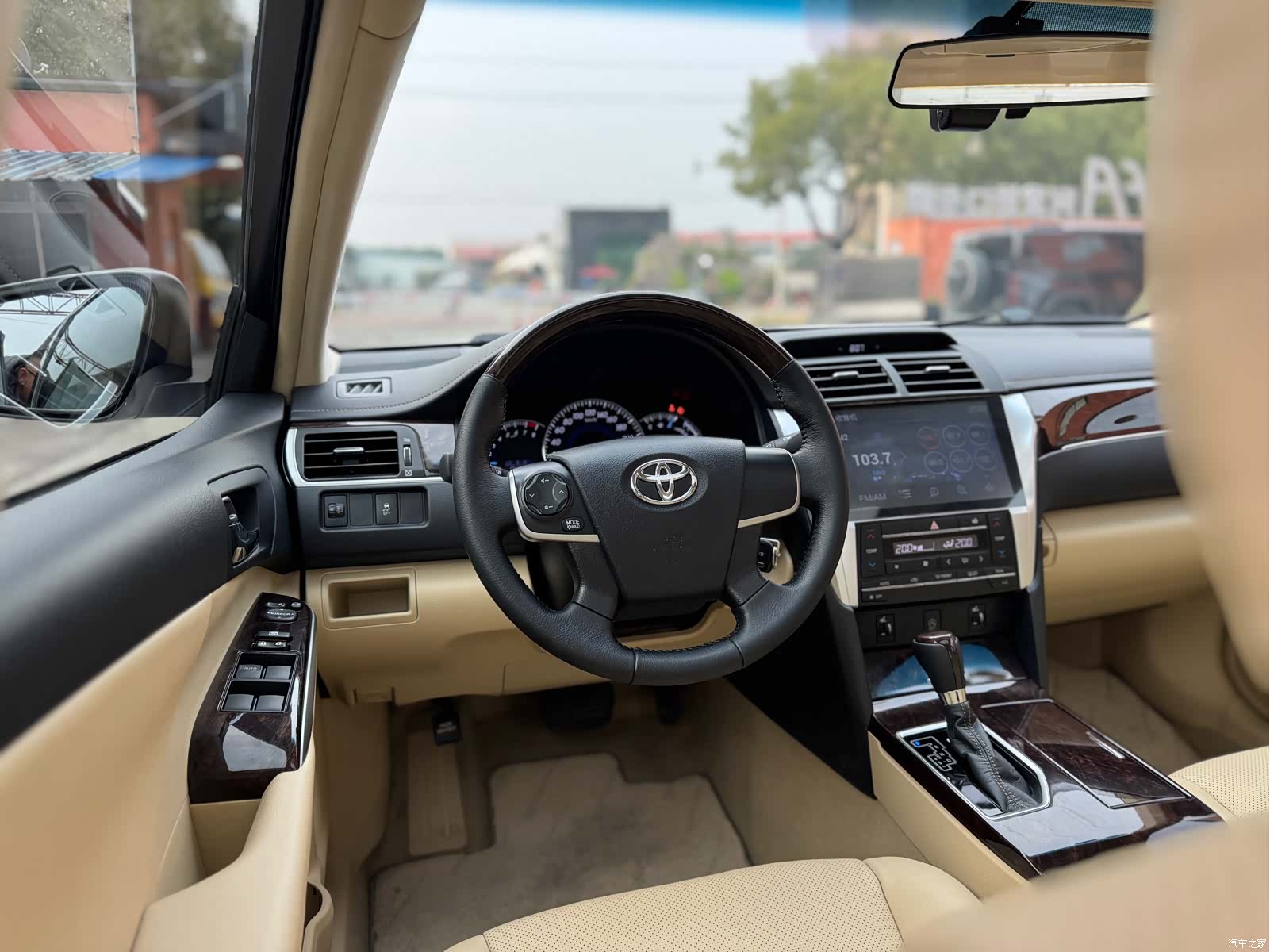 Toyota Camry, 2017 24