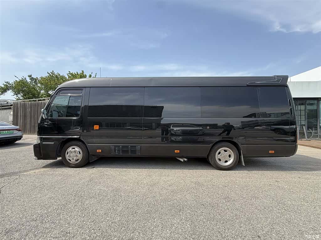 Toyota Coaster, 2023 2