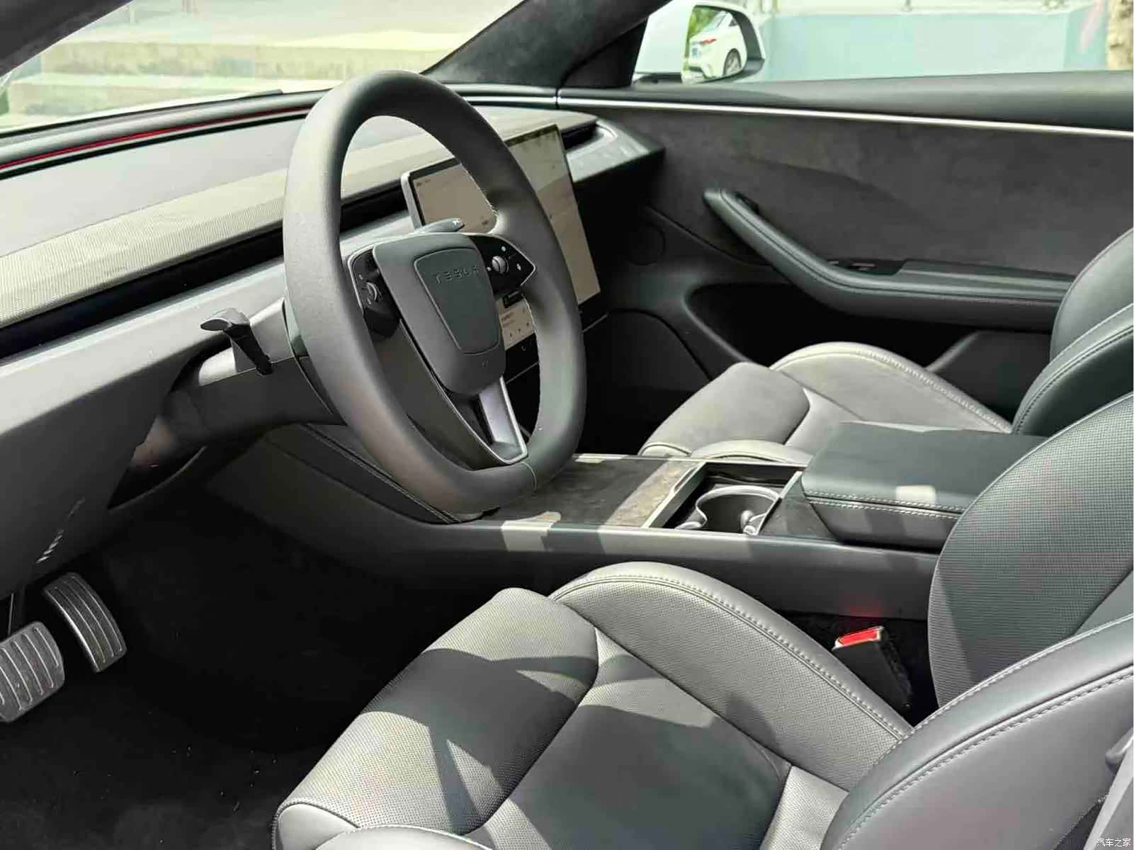 Tesla Model 3, 2024 3