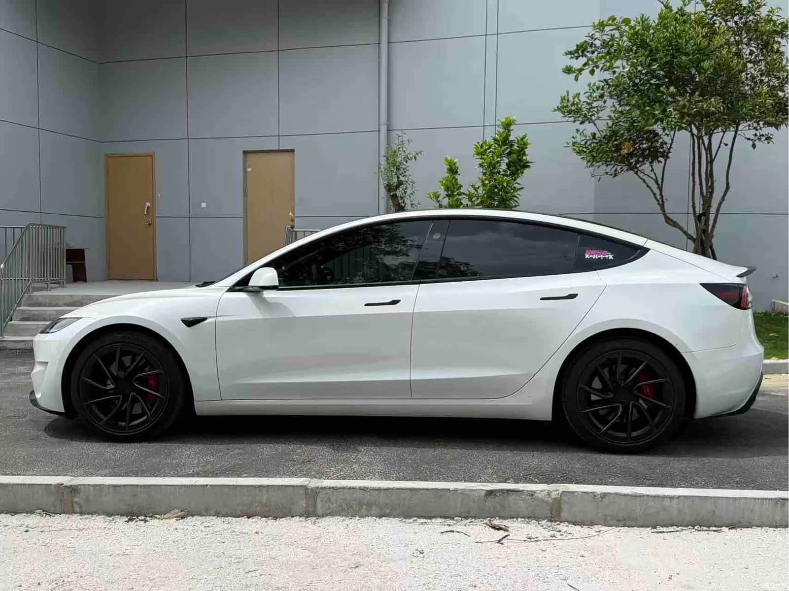 Tesla Model 3, 2024 8