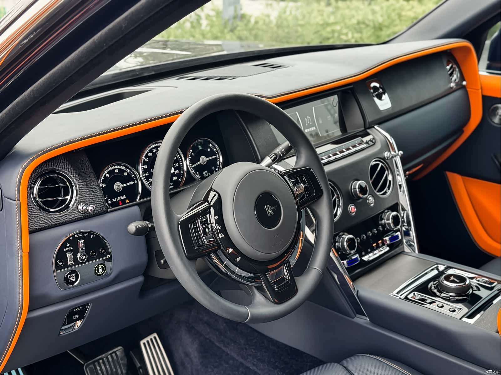 Rolls-Royce Cullinan, 2023 7