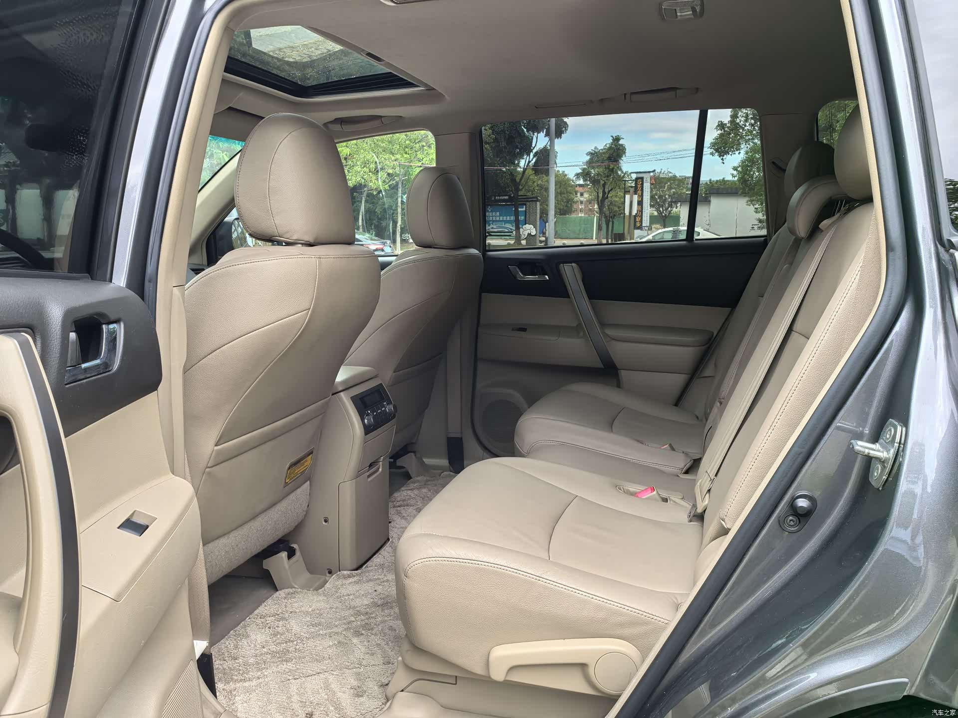 Toyota Highlander, 2011 6