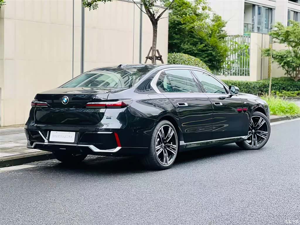BMW 7 Series, 2025 3