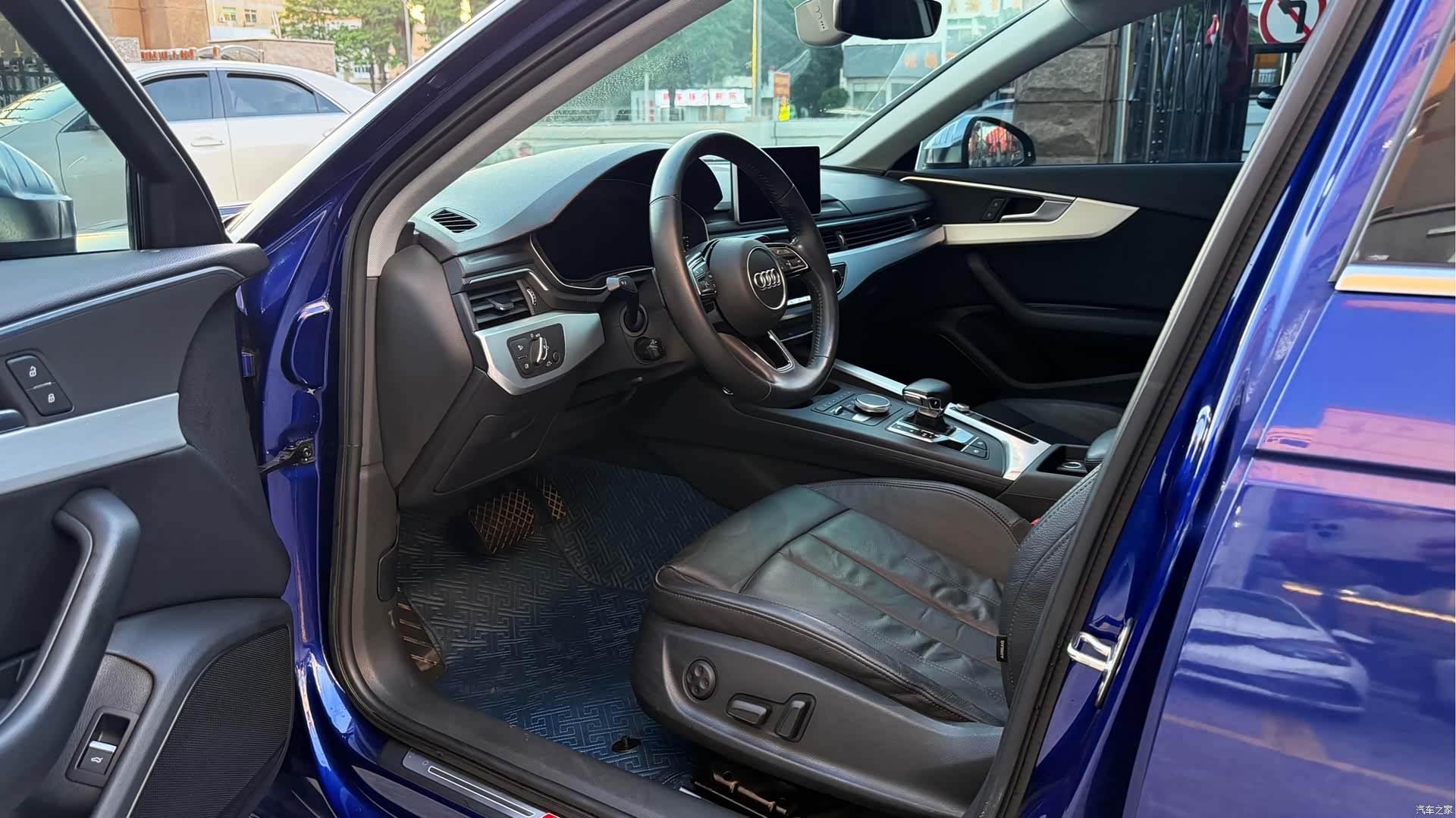 Audi A4L, 2018 7