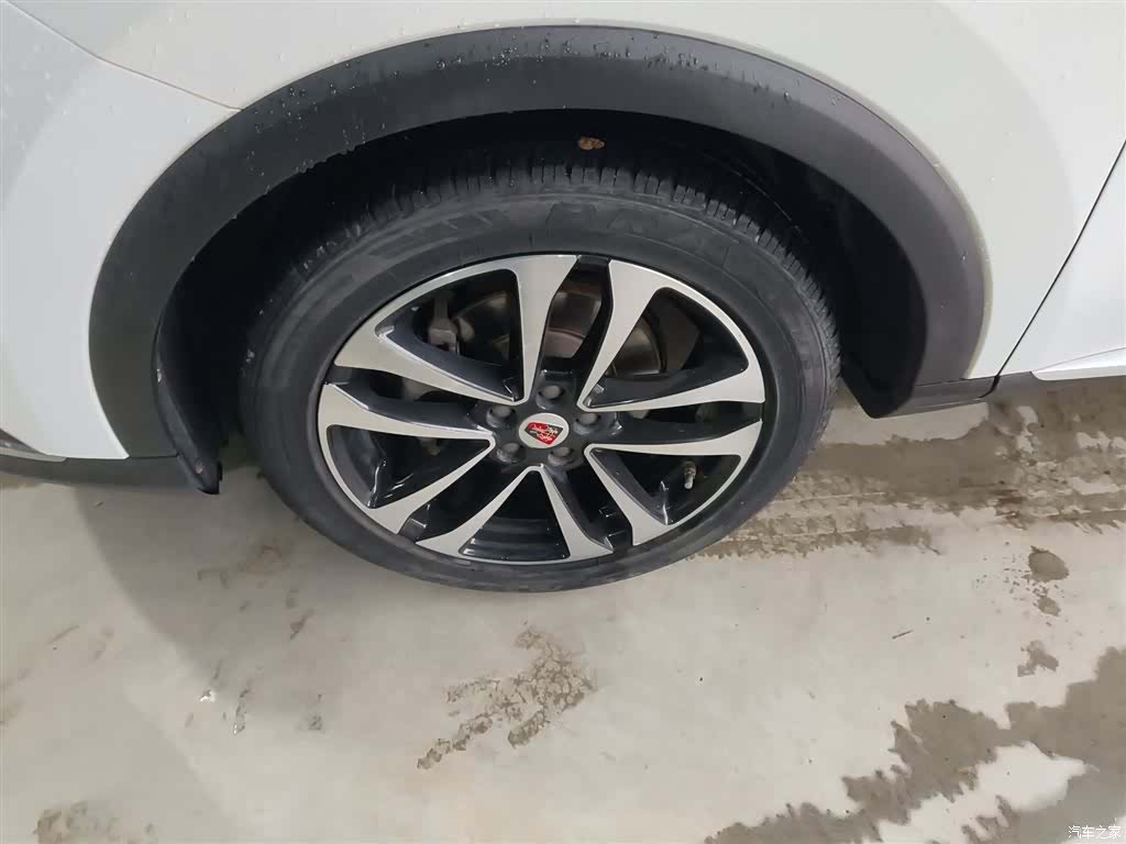 Roewe RX3, 2019 25