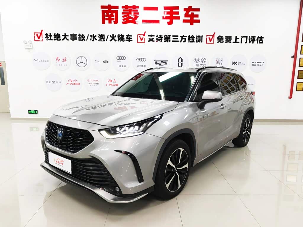 Toyota Crown Kluger