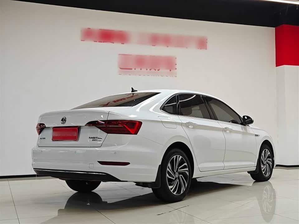 Volkswagen Sagitar