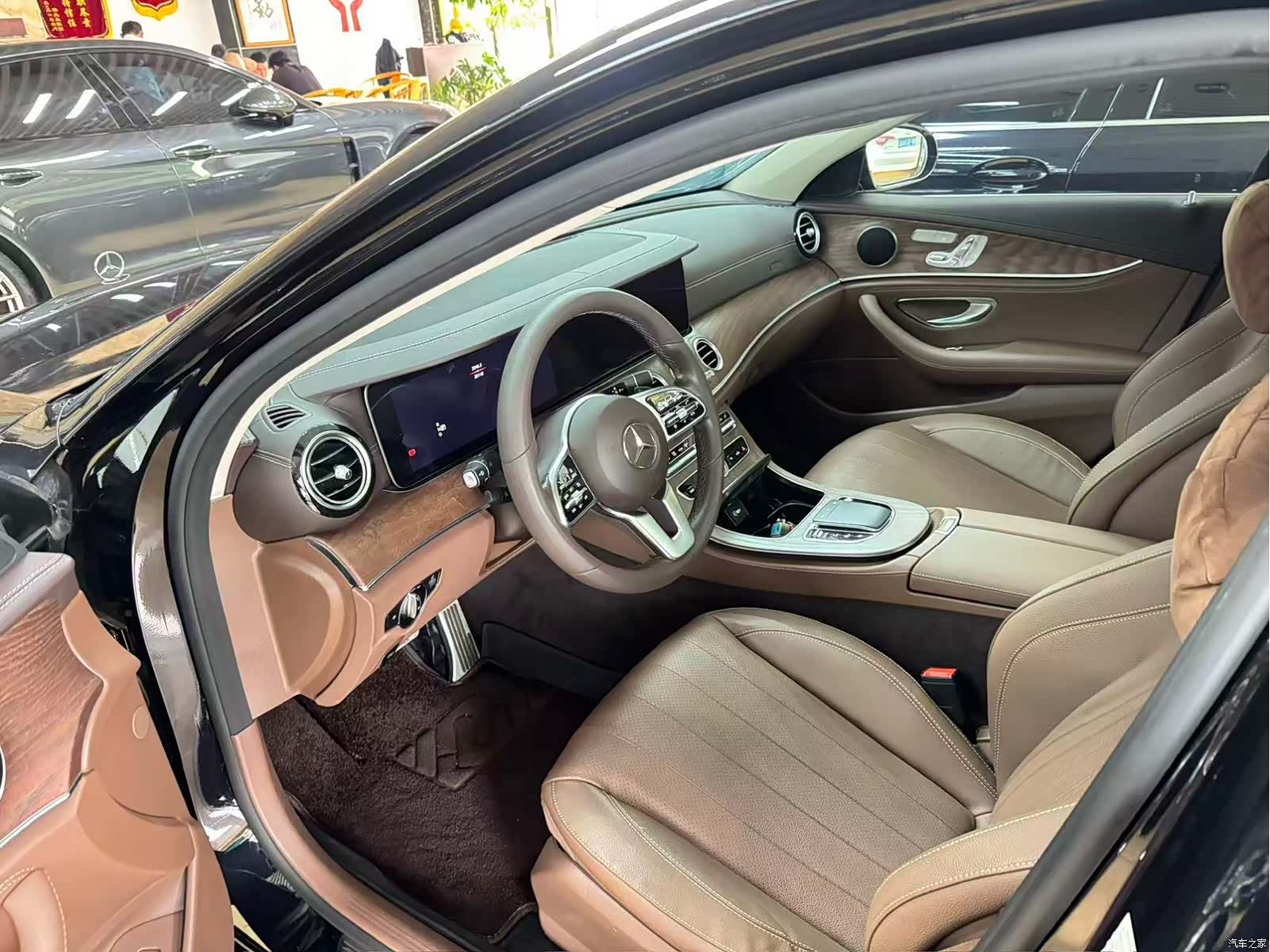 Mercedes-Benz E-Class, 2020 6