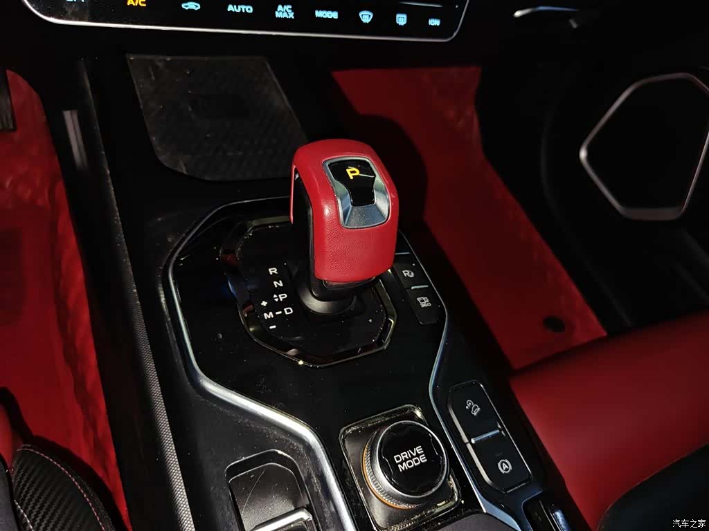 Geely Icon, 2020 10
