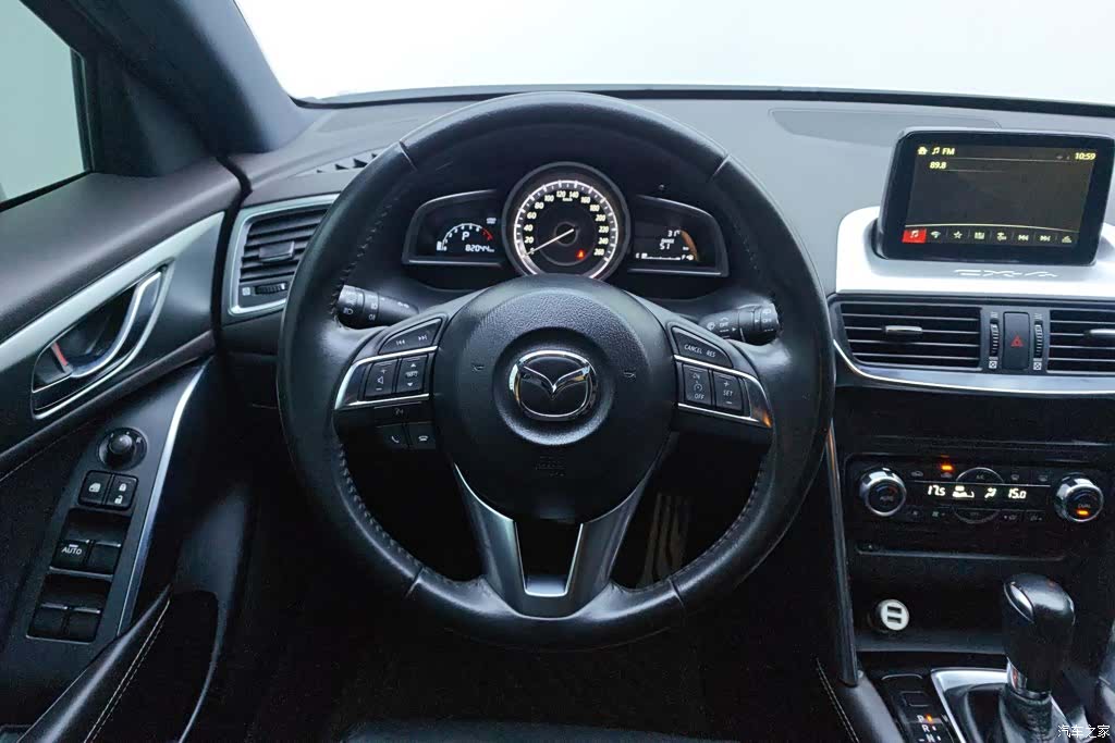 Mazda CX-4, 2016 15