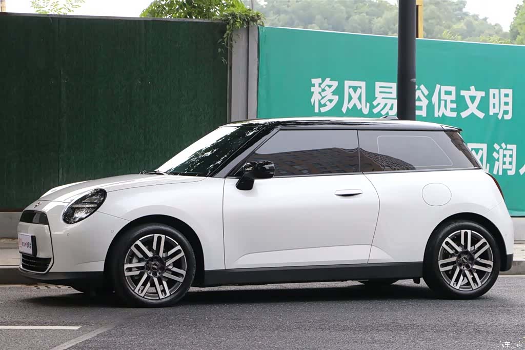 Mini Cooper, 2025 7