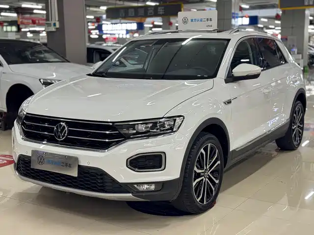 Volkswagen T-ROC 2022 — купить из Китая под заказ