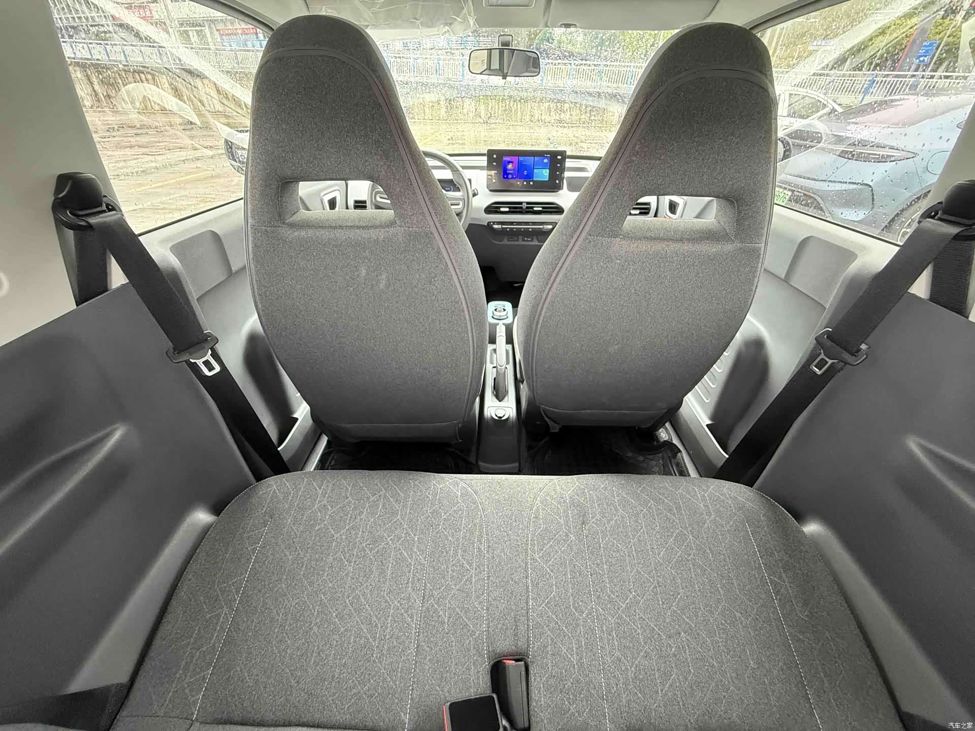 Geely Panda, 2025 14