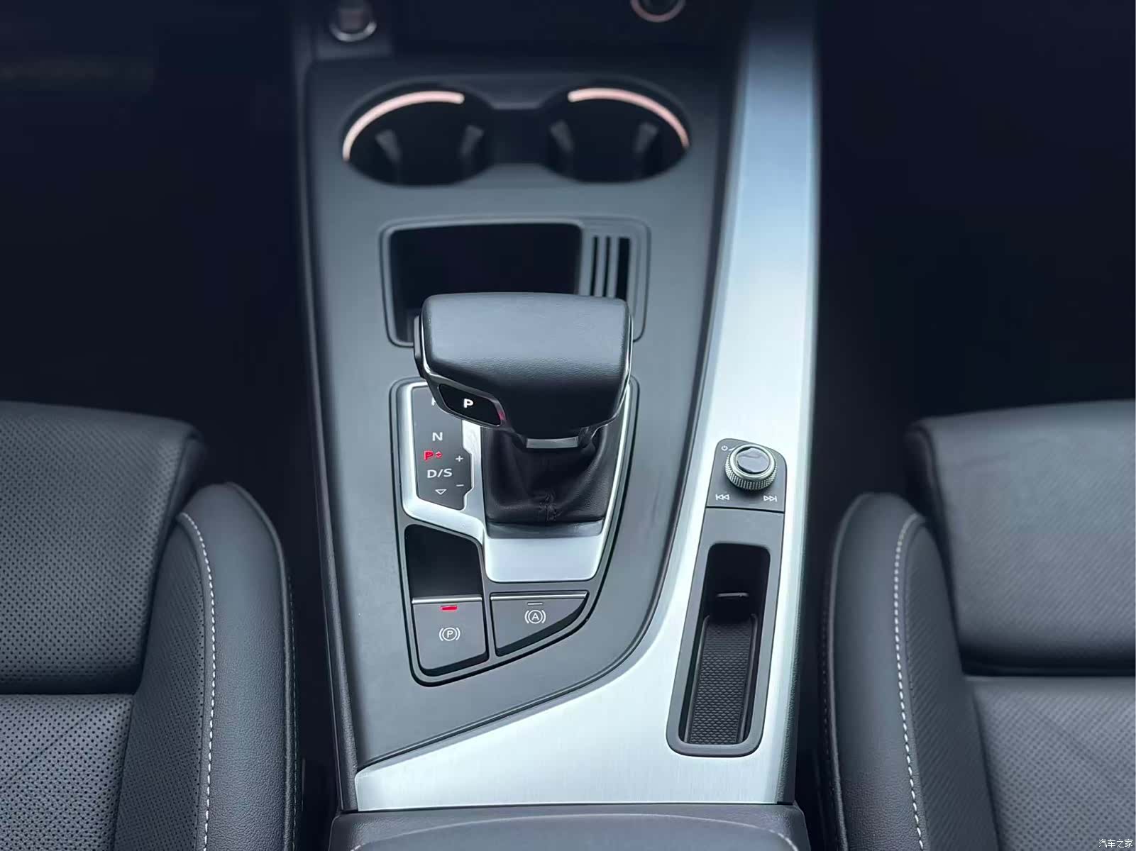 Audi A4L, 2024 13