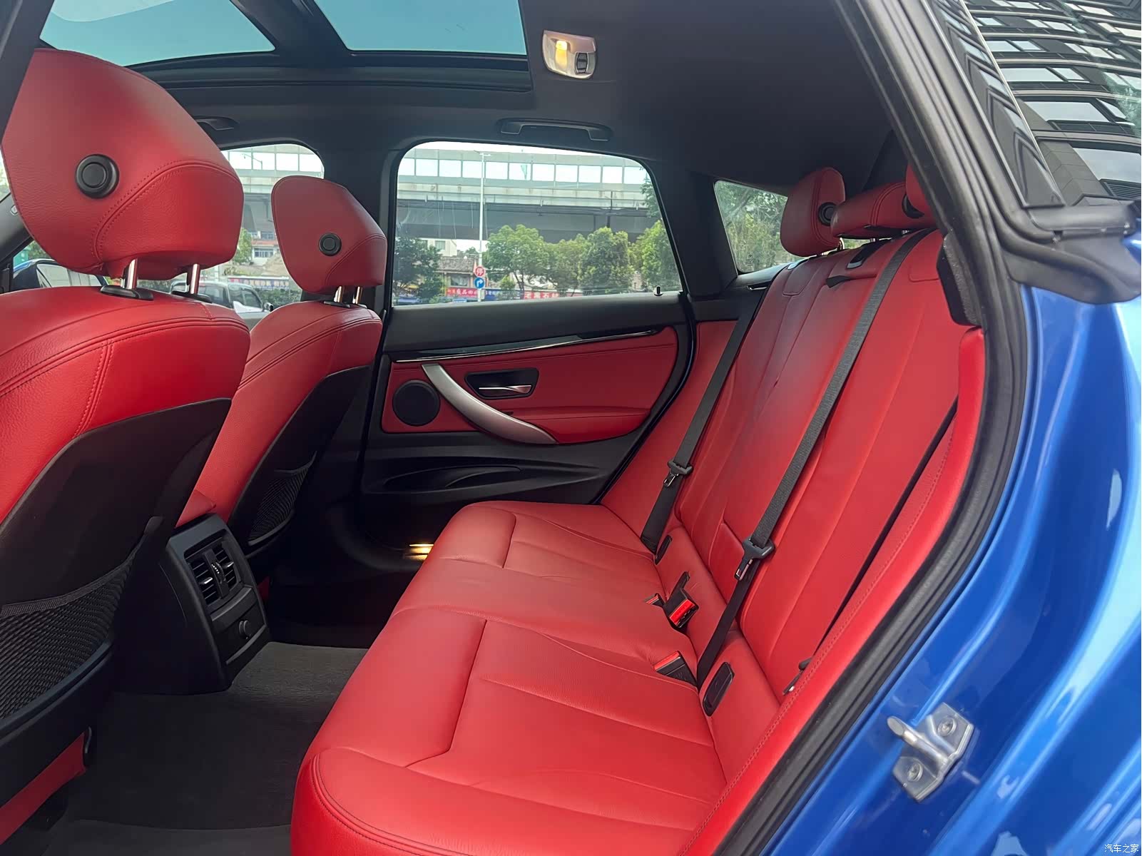 BMW 3 Series, 2016 11