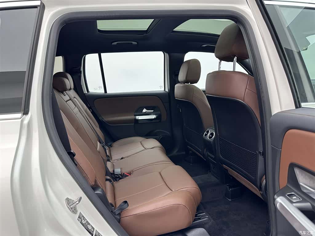 Mercedes-Benz GLB, 2023 21