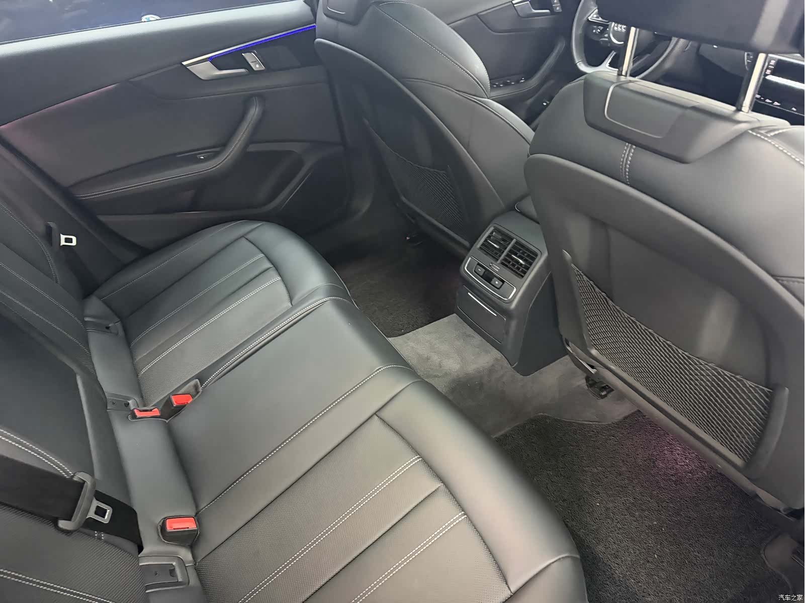 Audi A4L, 2024 12