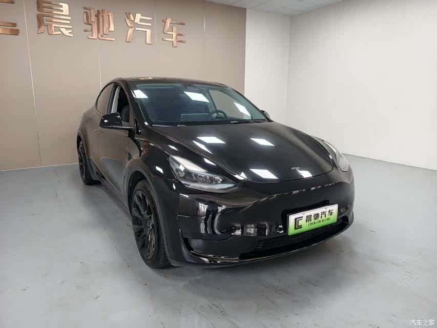 Tesla Model Y, 2023 3