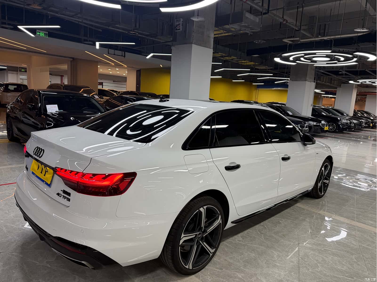 Audi A4L, 2024 14