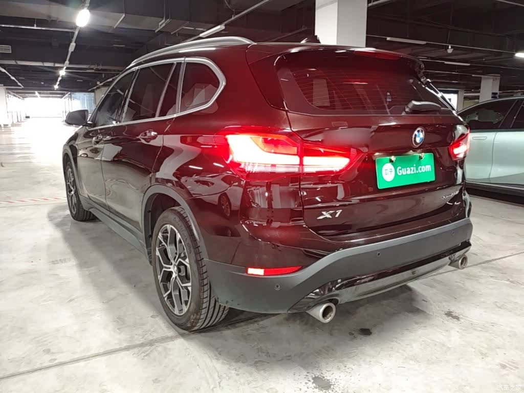 BMW X1, 2020 все фото