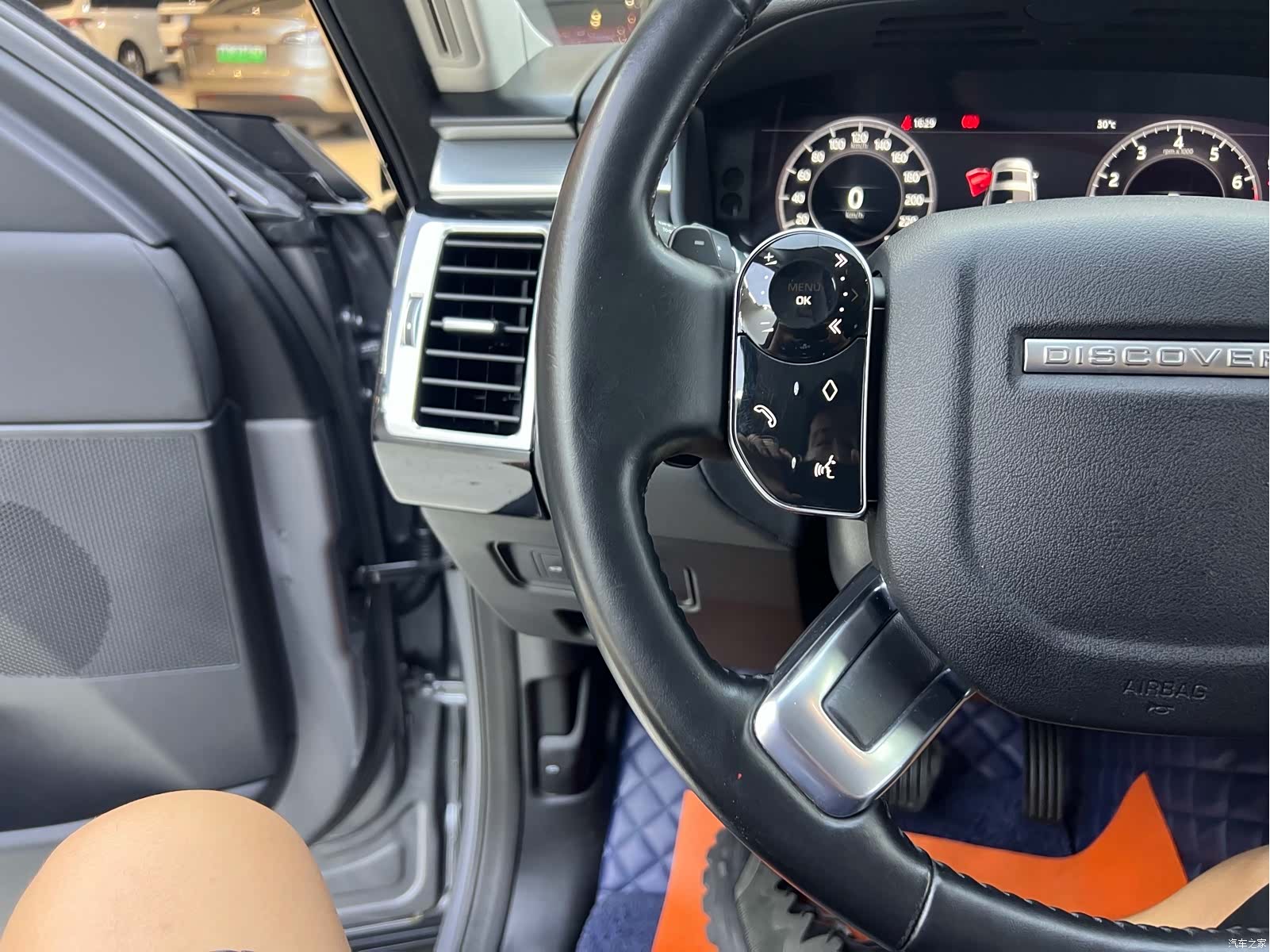 Land Rover Discovery, 2020 6