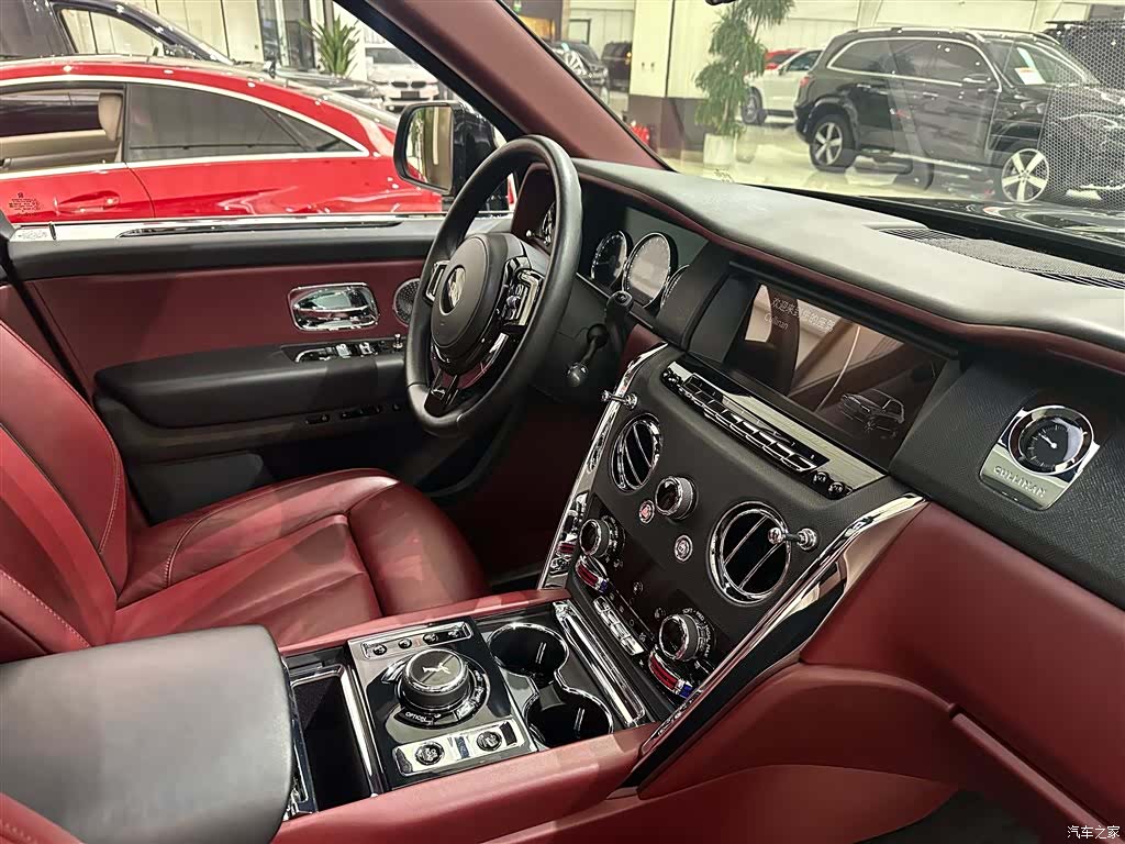 Rolls-Royce Cullinan, 2020 14