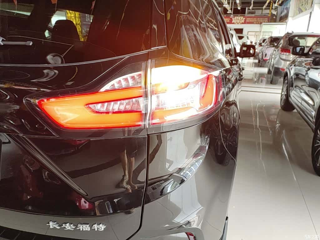 Ford Edge, 2020 8