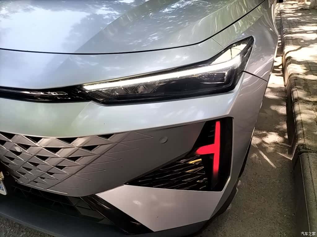 Changan UNI-V, 2024 24