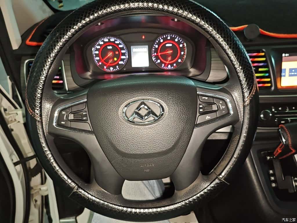 Maxus G10, 2019 11
