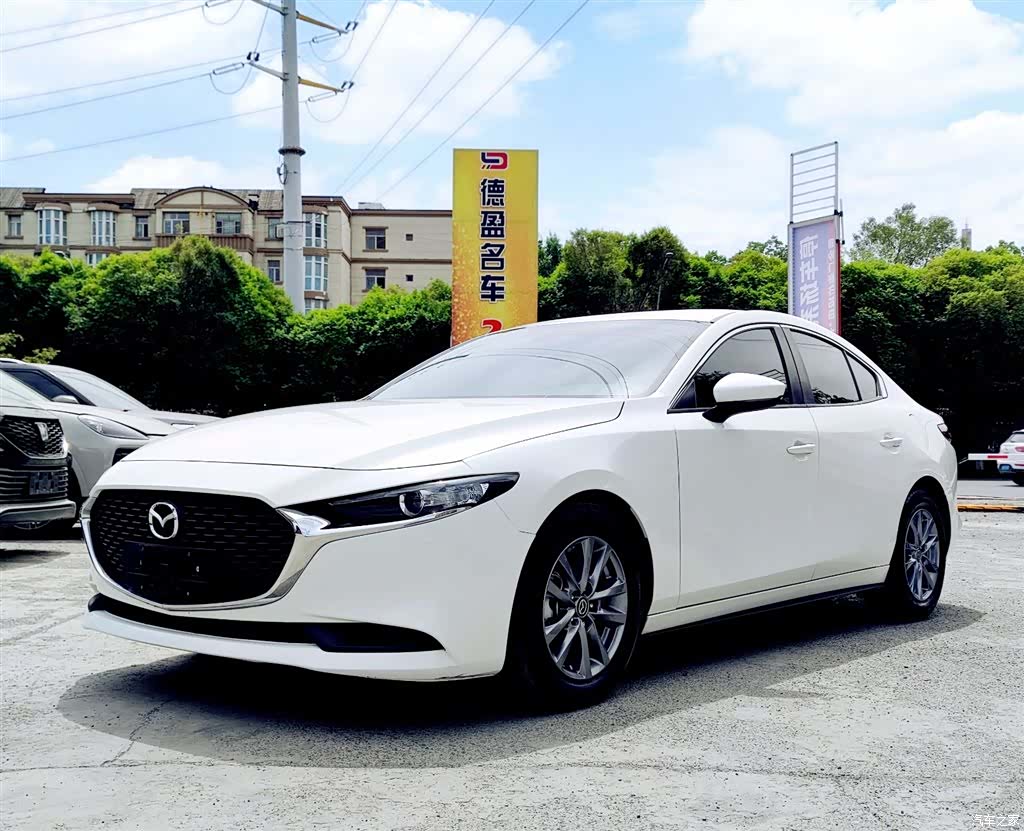 Mazda Mazda3, 2022 1