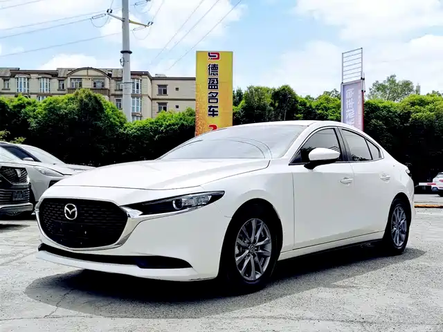Mazda 3 2022 — купить из Китая под заказ