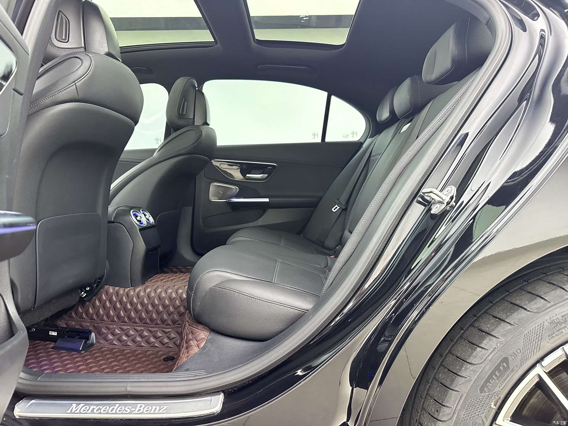 Mercedes-Benz C-Class, 2022 все фото