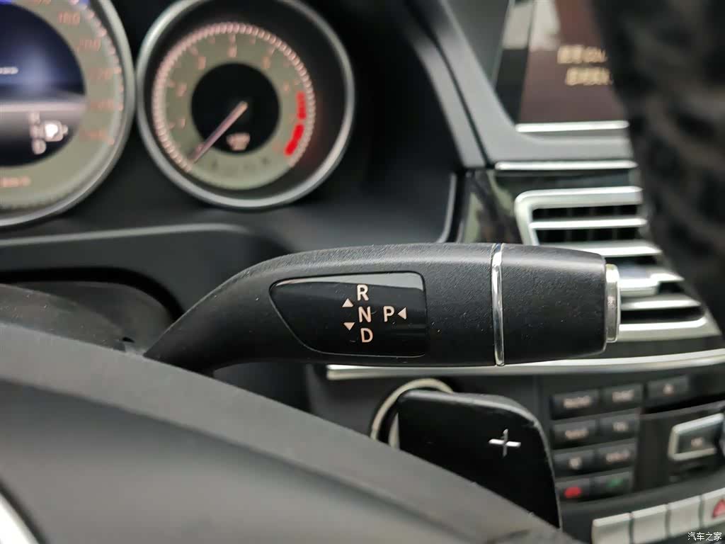 Mercedes-Benz E-Class, 2014 13