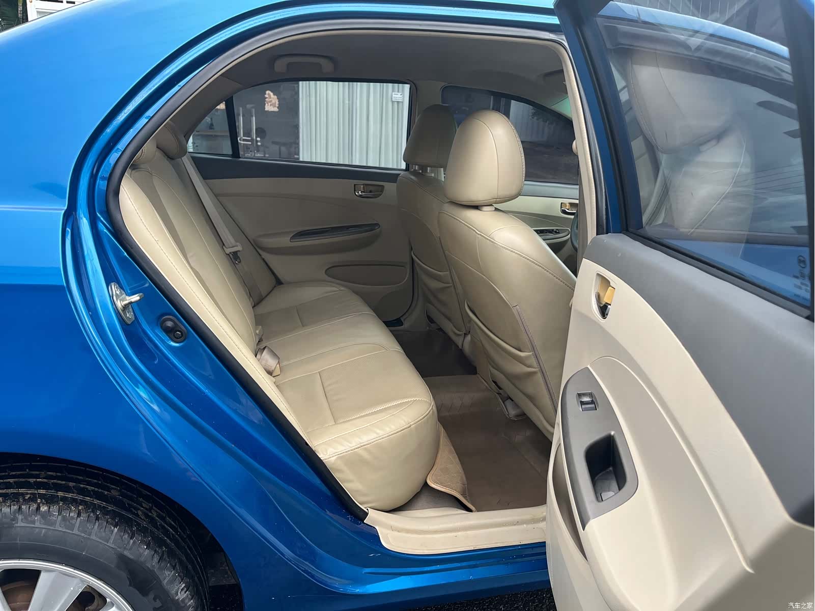 BYD L3, 2014 16