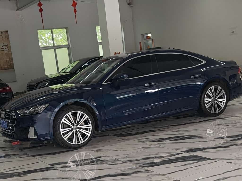 Audi A7L