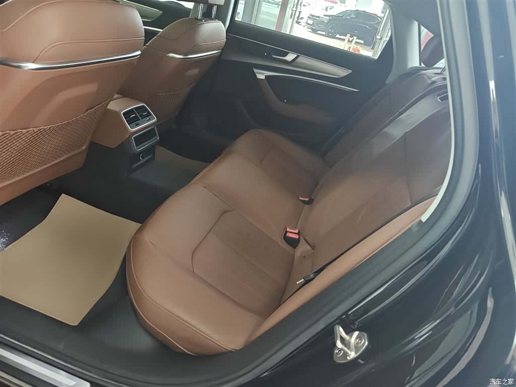 Audi A6L, 2020 13