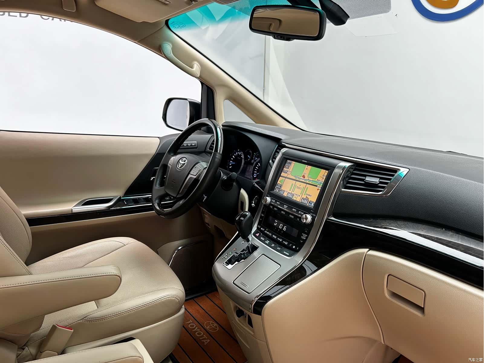 Toyota Alphard, 2015 17