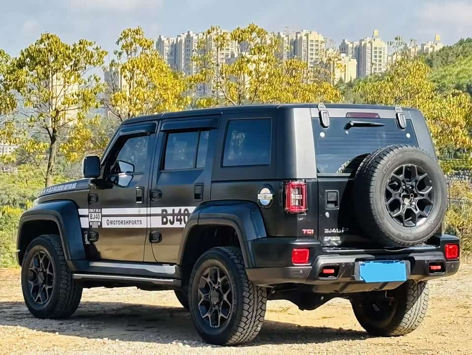 Beijing BJ40