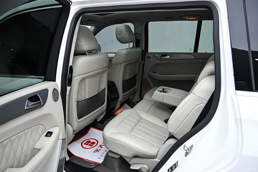 Mercedes-Benz GL-Class, 2015 12