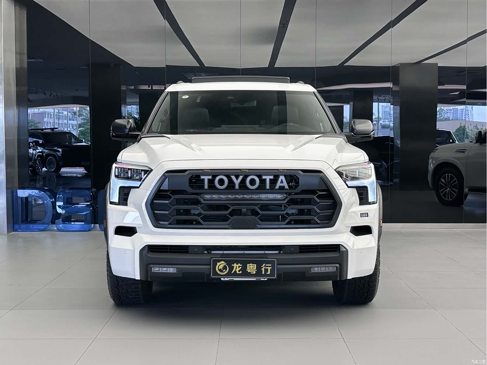 Toyota Sequoia, 1900 1