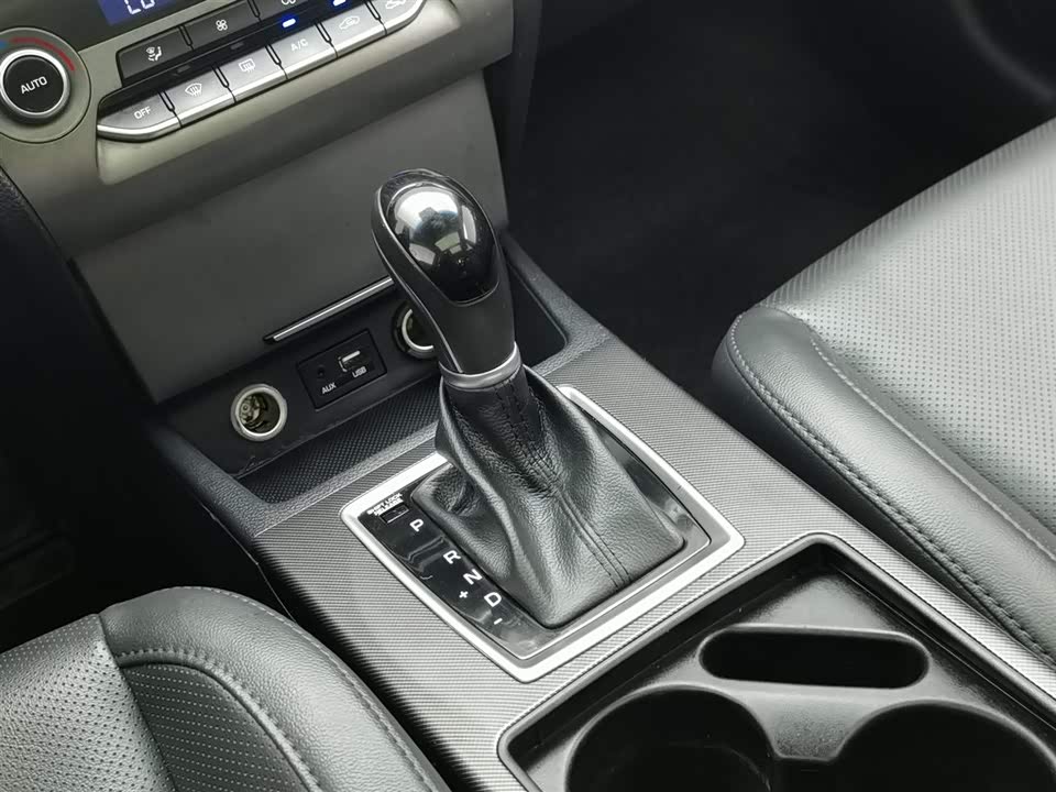 Hyundai Name picture