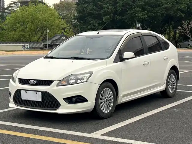 Ford Focus 2014 — купить из Китая под заказ