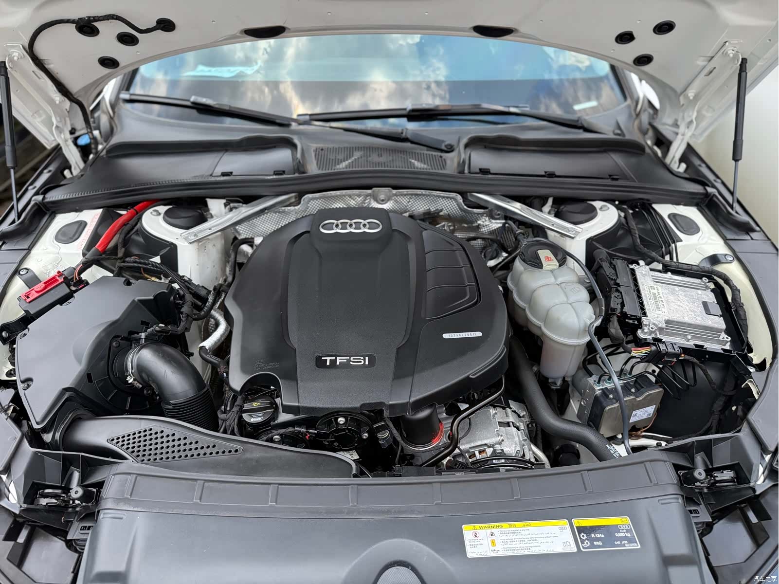 Audi A4L, 2020 16