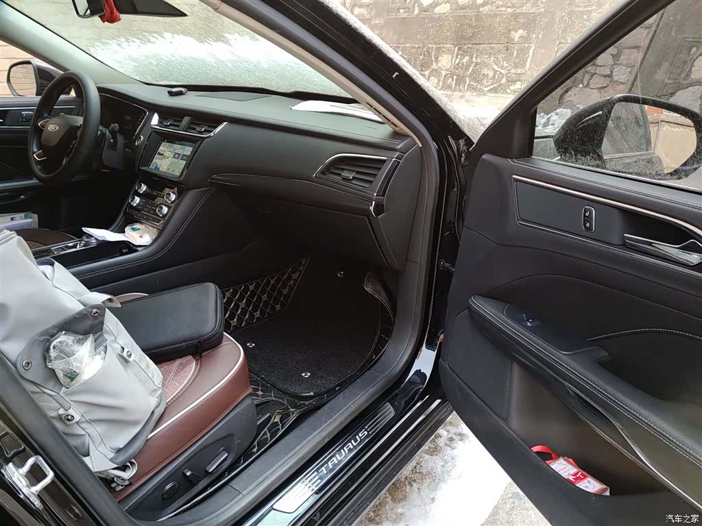 Ford Taurus, 2017 21