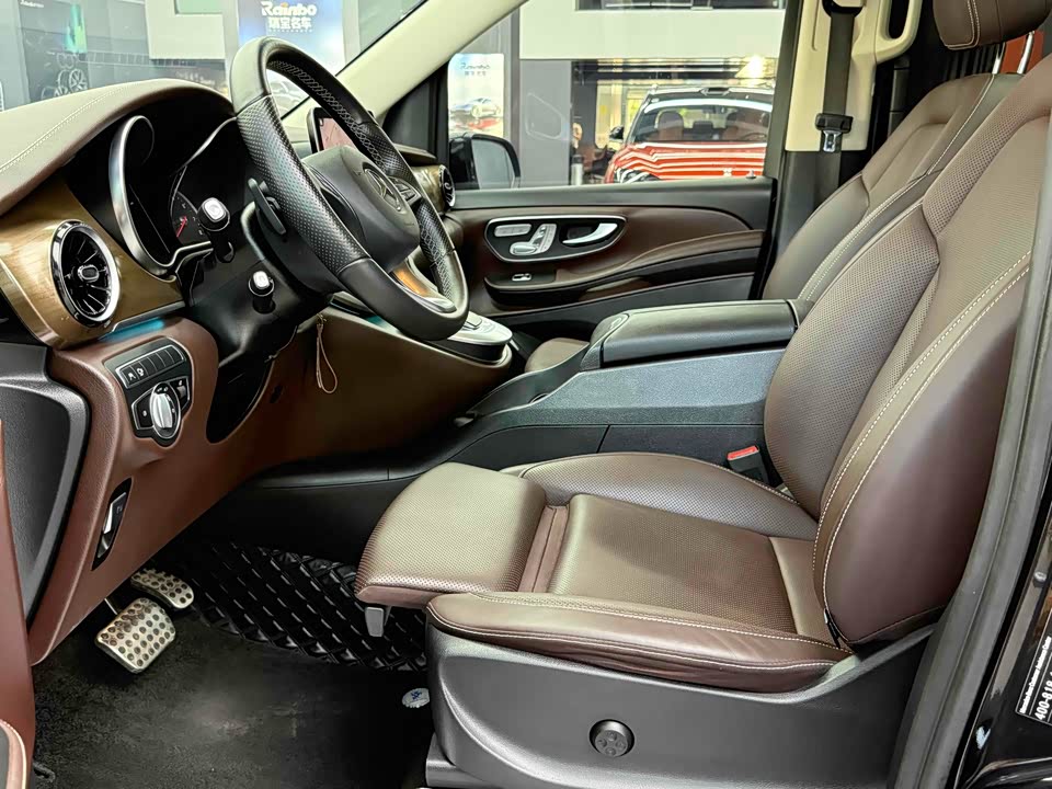 Mercedes-Benz V-class Mercedes-Benz V-class